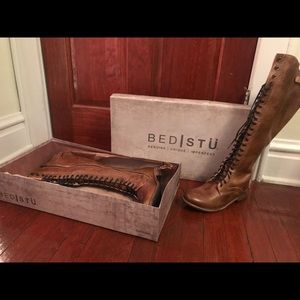 Bed Stu Della Tan Rustic Lace-up Boots